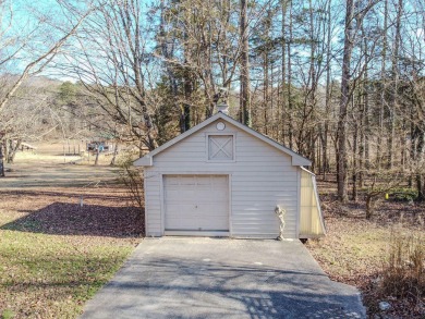 Welcome to this stunning 3-bedroom, 3.5-bathroom home situated on Lake Haven Golf and Country Club in Tennessee - for sale on GolfHomes.com, golf home, golf lot