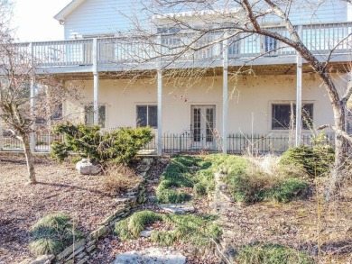 Welcome to this stunning 3-bedroom, 3.5-bathroom home situated on Lake Haven Golf and Country Club in Tennessee - for sale on GolfHomes.com, golf home, golf lot