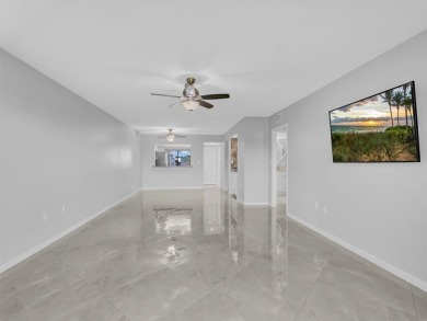 Discover your dream condo at Meadowood Golf & Tennis Club! This on Meadowood Golf and Tennis Club in Florida - for sale on GolfHomes.com, golf home, golf lot