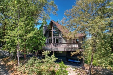 Seller is very motivated!  On a gentle sloping lot this very on Lake Arrowhead Country Club in California - for sale on GolfHomes.com, golf home, golf lot
