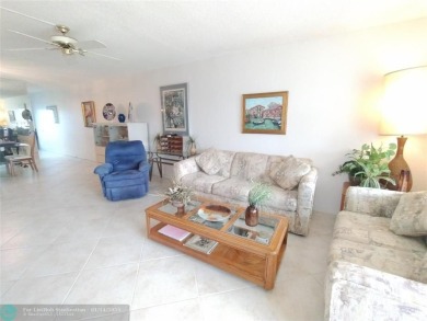 LOWEST PRICE 2BR IN WYNMOOR, WELL MAINTAINED 2/2 W/ SPECTACULAR on Wynmoor Golf Course in Florida - for sale on GolfHomes.com, golf home, golf lot