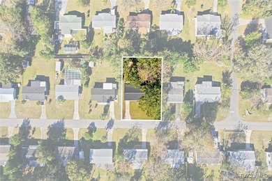 Welcome to this beautifully renovated 3-bedroom, 2-bath home on Brentwood Farms Golf Club in Florida - for sale on GolfHomes.com, golf home, golf lot