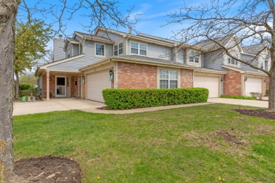 RARE & AMAZING RANCH TOWNHOME OVERLOOKING SPECTACULAR VIEWS OF on Glendale Lakes Golf Club in Illinois - for sale on GolfHomes.com, golf home, golf lot