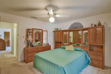 GREAT 3-2-2.5 HOME OR INVESTMENT PROPERTY on 12th green of Pecan on Pecan Plantation Country Club in Texas - for sale on GolfHomes.com, golf home, golf lot