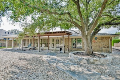 GREAT 3-2-2.5 HOME OR INVESTMENT PROPERTY on 12th green of Pecan on Pecan Plantation Country Club in Texas - for sale on GolfHomes.com, golf home, golf lot