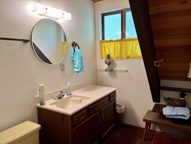 Charming Lake Almanor Country Club Cabin Retreat Escape to this on Lake Almanor Country Club in California - for sale on GolfHomes.com, golf home, golf lot
