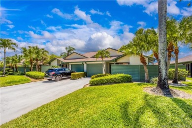 Welcome home! Once you visit this comfortable villa with an open on Heritage Ridge Golf Club in Florida - for sale on GolfHomes.com, golf home, golf lot