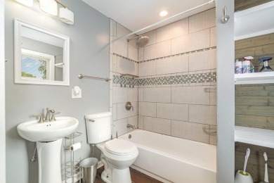 Welcome to this charming 2-bedroom, 1-bath home in the heart of on Twin Oaks Golf and Plantation Club in Kentucky - for sale on GolfHomes.com, golf home, golf lot
