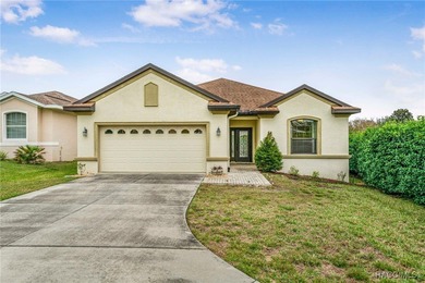 Welcome home! This maintenance free Villa is super clean and on Brentwood Farms Golf Club in Florida - for sale on GolfHomes.com, golf home, golf lot