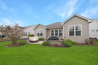 Beautifully refreshed, low-maintenance ranch in the sought-after on White Eagle Golf Club in Illinois - for sale on GolfHomes.com, golf home, golf lot