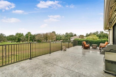 Welcome home! This maintenance free Villa is super clean and on Brentwood Farms Golf Club in Florida - for sale on GolfHomes.com, golf home, golf lot