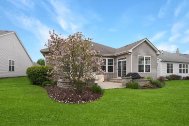 Beautifully refreshed, low-maintenance ranch in the sought-after on White Eagle Golf Club in Illinois - for sale on GolfHomes.com, golf home, golf lot