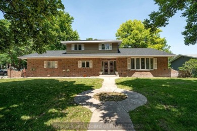 Located in Riverside neighborhood close to elementary, middle on Riverside Country Club in Nebraska - for sale on GolfHomes.com, golf home, golf lot