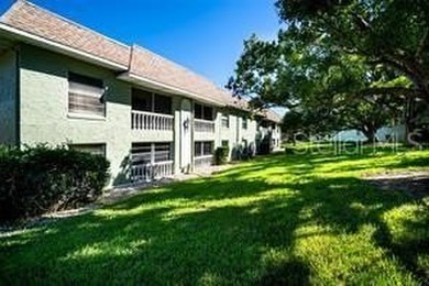 Wow! This desirable 55+ community  is a great location close to on Tarpon Springs Golf Course in Florida - for sale on GolfHomes.com, golf home, golf lot