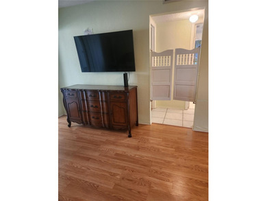 Wow! This desirable 55+ community  is a great location close to on Tarpon Springs Golf Course in Florida - for sale on GolfHomes.com, golf home, golf lot