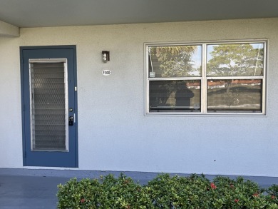 Luxurious ground floor 2/2 updated/renovated unit in Tuscany F on Kings Point Golf -Flanders Way in Florida - for sale on GolfHomes.com, golf home, golf lot