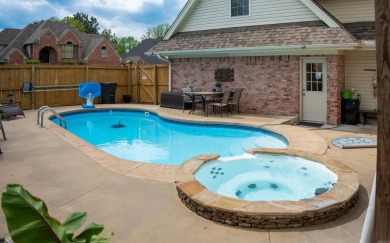 Executive Maumelle Country Club home offers 5 beds, 3.5 baths on Maumelle Golf and Country Club in Arkansas - for sale on GolfHomes.com, golf home, golf lot