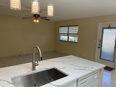 Luxurious ground floor 2/2 updated/renovated unit in Tuscany F on Kings Point Golf -Flanders Way in Florida - for sale on GolfHomes.com, golf home, golf lot