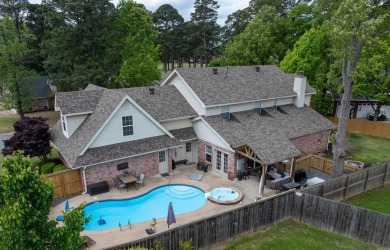 Executive Maumelle Country Club home offers 5 beds, 3.5 baths on Maumelle Golf and Country Club in Arkansas - for sale on GolfHomes.com, golf home, golf lot