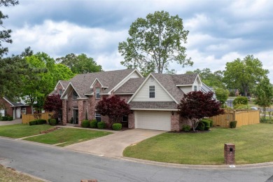 Executive Maumelle Country Club home offers 5 beds, 3.5 baths on Maumelle Golf and Country Club in Arkansas - for sale on GolfHomes.com, golf home, golf lot