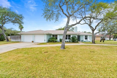 Welcome to this beautifully maintained corner-lot home in the on Rockport Country Club in Texas - for sale on GolfHomes.com, golf home, golf lot