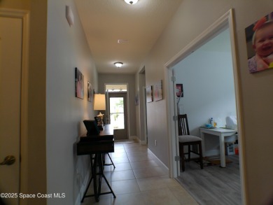 COME  SEE this BEAUTIFULLY MAINTAINED, MOVE-IN READY 3-bedroom on Majors Golf Club At Bayside Lakes in Florida - for sale on GolfHomes.com, golf home, golf lot