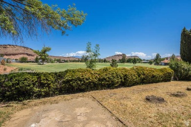 This home is move in ready with BRAND NEW carpet, paint on Bloomington Country Club in Utah - for sale on GolfHomes.com, golf home, golf lot