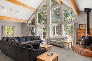 Charming Year-Round Retreat in Lake Almanor West Nestled on a on Lake Almanor West Golf Course in California - for sale on GolfHomes.com, golf home, golf lot