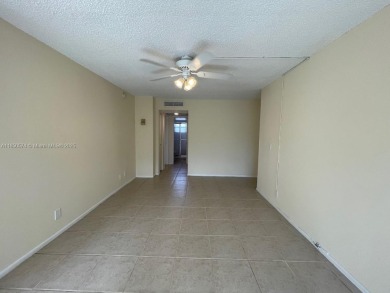 INVESTORS INVESTORS INVESTORS - RENTED FOR 2k A MONTH AND on Pine Island Ridge Country Club in Florida - for sale on GolfHomes.com, golf home, golf lot