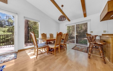 Spacious Retreat in Lake Almanor Country Club.Tucked away in a on Lake Almanor Country Club in California - for sale on GolfHomes.com, golf home, golf lot