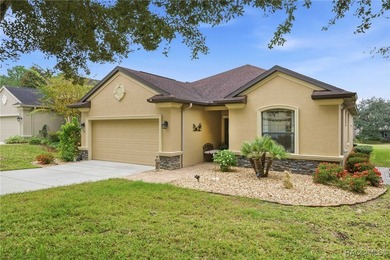 Beautifully maintained 2-bedroom, 2-bath home with a spacious on Brentwood Farms Golf Club in Florida - for sale on GolfHomes.com, golf home, golf lot