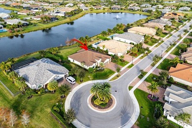 Buyer's Agents Welcome! This 1/3 Acre Waterfront Estate Home on Palm Beach Gardens Golf Course in Florida - for sale on GolfHomes.com, golf home, golf lot