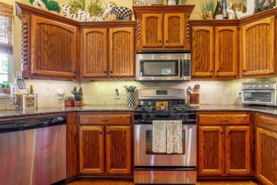Gorgeous and inviting home located in golf course community!!! on Pheasant Run in Oklahoma - for sale on GolfHomes.com, golf home, golf lot