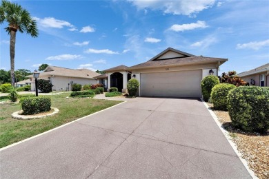 Charming Single-Family Home in Desirable Caloosa Palms II - Sun on Caloosa Greens Executive Golf Course in Florida - for sale on GolfHomes.com, golf home, golf lot