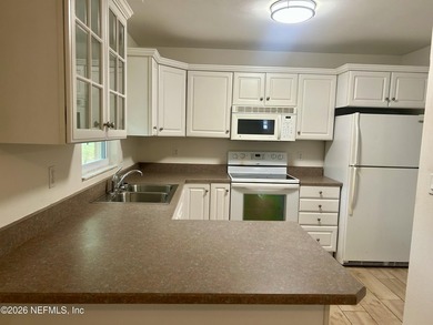 Solid concrete block 3 bedroom 2 full bath home on over 1/4 acre on St. Augustine Shores Golf Club in Florida - for sale on GolfHomes.com, golf home, golf lot