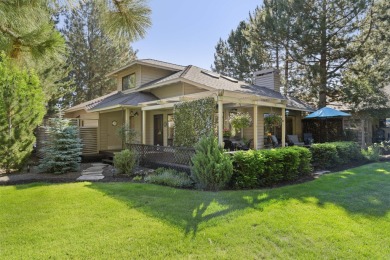 Beautifully maintained 3BR/3BA home in the coveted River's Edge on Rivers Edge Golf Resort in Oregon - for sale on GolfHomes.com, golf home, golf lot