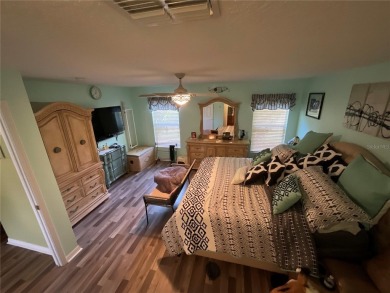 BEAUTIFUL UPDATED VILLA IN HERITAGE PINES, THIS VILLA BOASTS on Heritage Pines Country Club in Florida - for sale on GolfHomes.com, golf home, golf lot