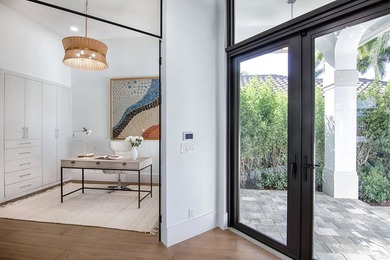 Elegant fully renovated 3 bedroom 3.5 bath single level home on Palm Beach Polo and Country Club in Florida - for sale on GolfHomes.com, golf home, golf lot