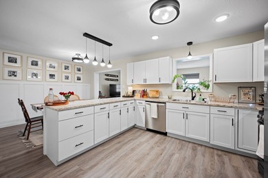 Updated Coastal Home  Golf Cart to Rockport Beach  2 Living on Rockport Country Club in Texas - for sale on GolfHomes.com, golf home, golf lot