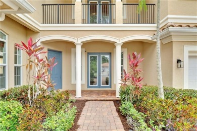 Sequoia model POOL home on a premier cul-de-sac location! 4 BR 4 on Hammock Creek Golf Club in Florida - for sale on GolfHomes.com, golf home, golf lot
