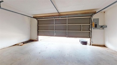 Located in the gated community of Pecan Plantation, this on Pecan Plantation Country Club in Texas - for sale on GolfHomes.com, golf home, golf lot