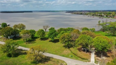 Open water lot on almost half acre in newer gated community on on Cedar Creek Country Club in Texas - for sale on GolfHomes.com, golf home, golf lot