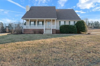 Located just 20 minutes from Bowling Green and 10 minutes from on Hidden Valley Golf Course in Kentucky - for sale on GolfHomes.com, golf home, golf lot