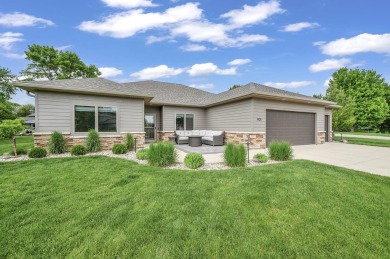 Walk inside this meticulous 3 bedroom and 2 bath patio home with on Emerald Hills Golf Club in Iowa - for sale on GolfHomes.com, golf home, golf lot