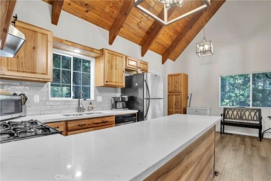Welcome to 272 Fairway Drive, a beautifully updated mountain on Lake Arrowhead Country Club in California - for sale on GolfHomes.com, golf home, golf lot