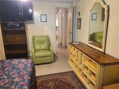 Fractional Ownership. Desirable *Stonehedge On The Hill*. An on Tarpon Springs Golf Course in Florida - for sale on GolfHomes.com, golf home, golf lot