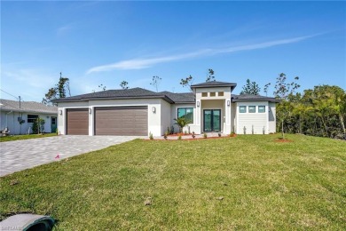 Your Dream Home Is Ready! Welcome to luxury coastal living in on Rotonda Golf and Country Club The Palms Course in Florida - for sale on GolfHomes.com, golf home, golf lot