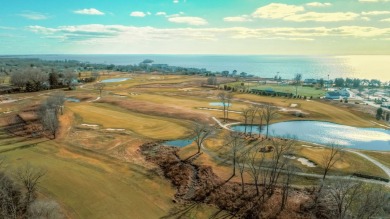 Actual Square Footage is 2,700 sf. Location is everything on Madison Country Club, Inc. in Connecticut - for sale on GolfHomes.com, golf home, golf lot