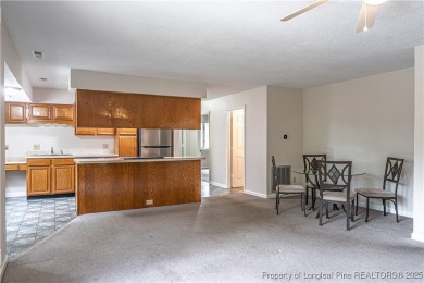 LOCATION AND CONVENIENCE! Short term rental capability!! Calling on Hyland Golf Club in North Carolina - for sale on GolfHomes.com, golf home, golf lot