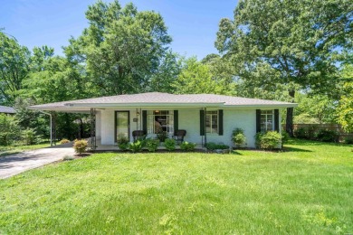 Welcome to 102 Country Club Dr., a beautifully updated 2-bedroom on Hot Springs Golf and Country Club in Arkansas - for sale on GolfHomes.com, golf home, golf lot